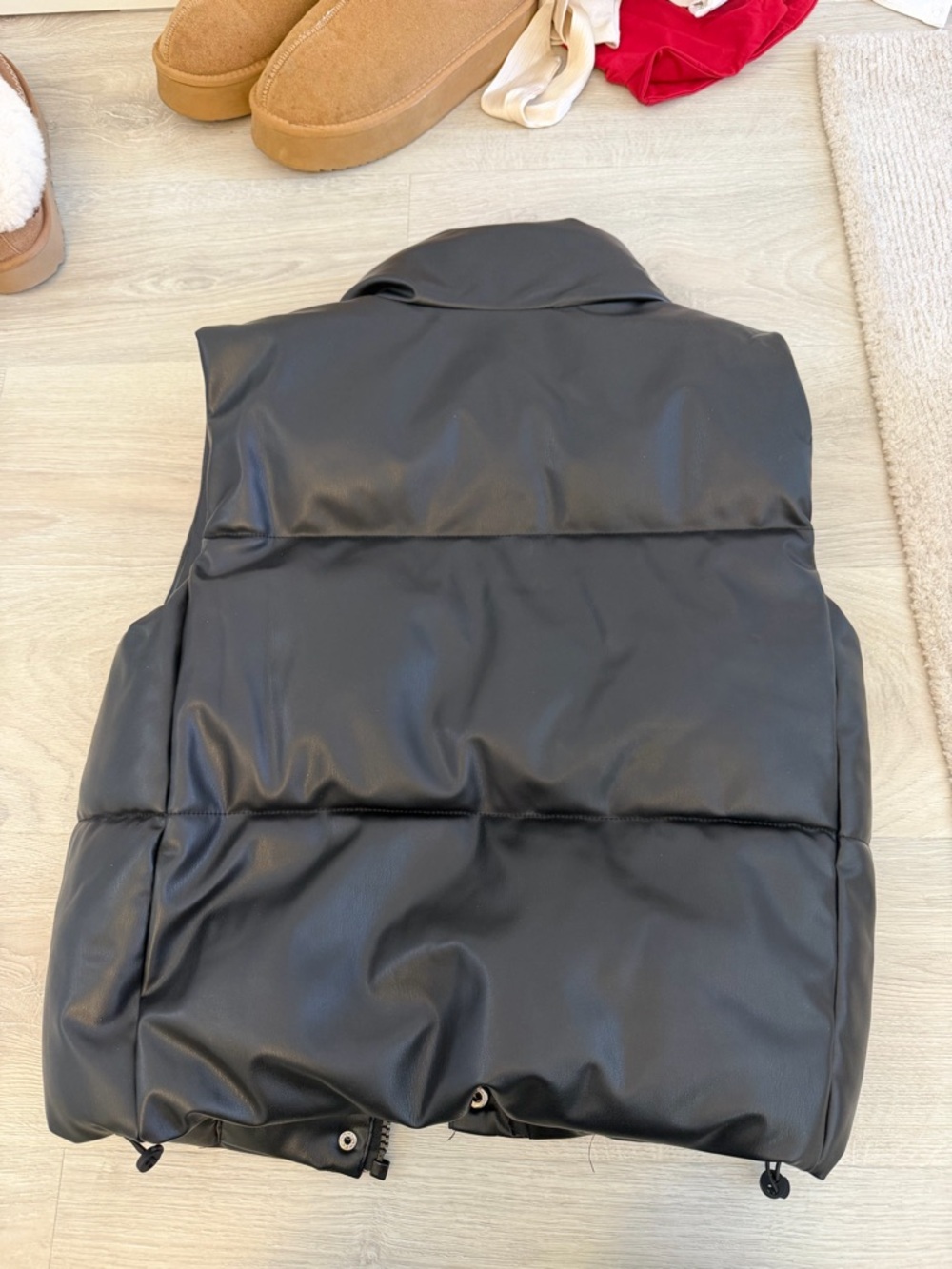 Zara Black Faux-Leather Puffer Vest - Picture 3 of 3
